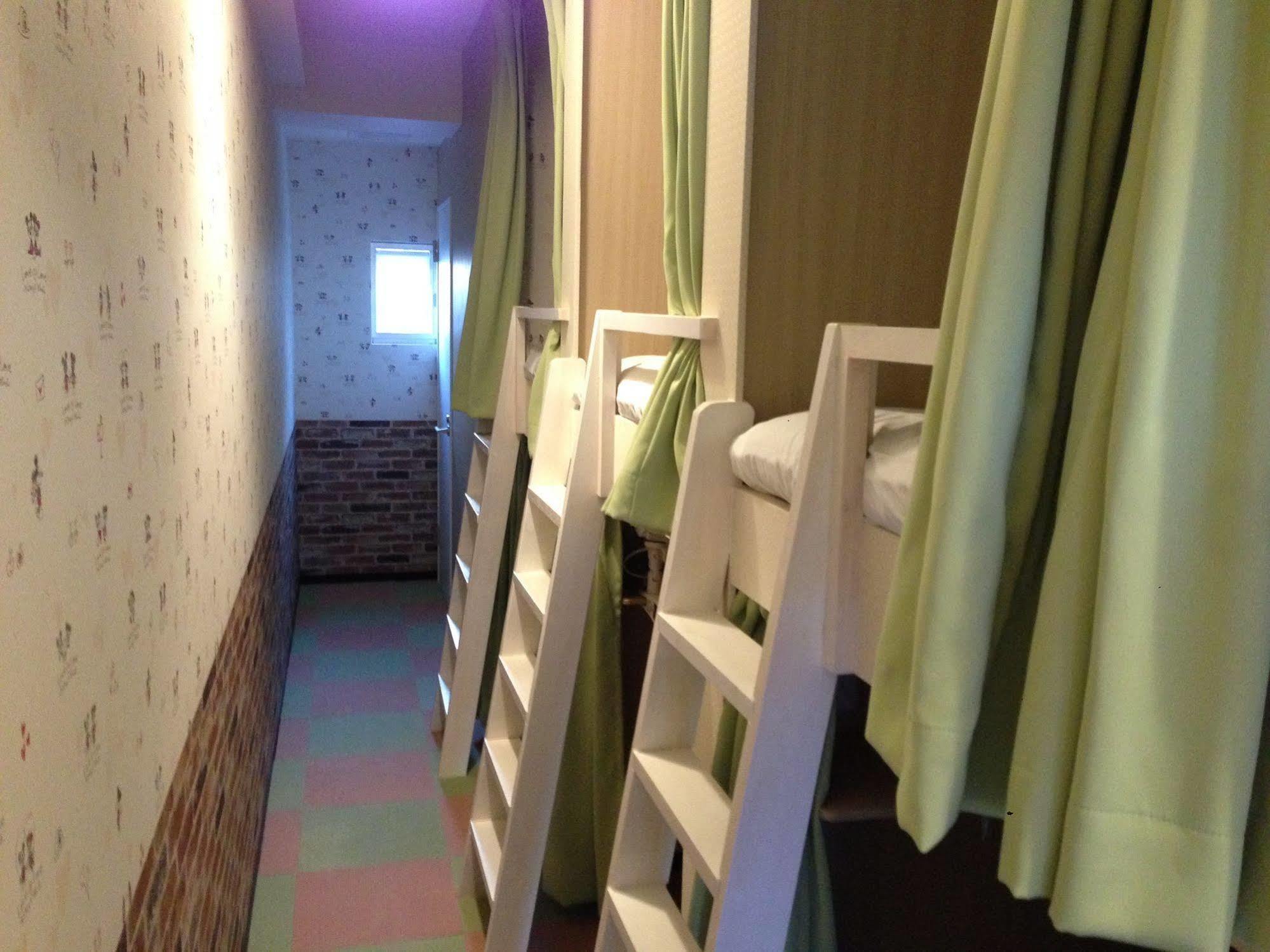 Fukuoka Guesthouse Little Asia Kokura Kitakyushu Exterior photo